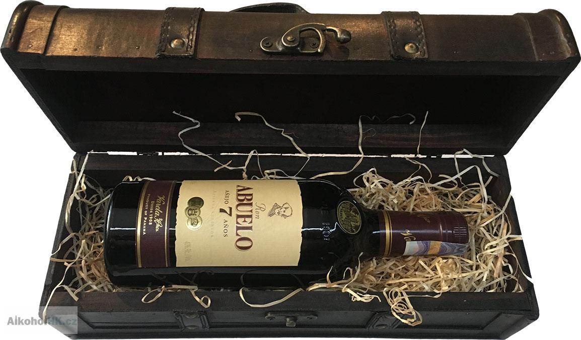 Ron Abuelo Anejo 7 let + dřevěná truhla 0,7 l