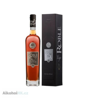 Roble Ron Ultra Aňejo 0,7 l