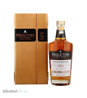 Midleton Very Rare 2019 + dřevěný box 0,7 l